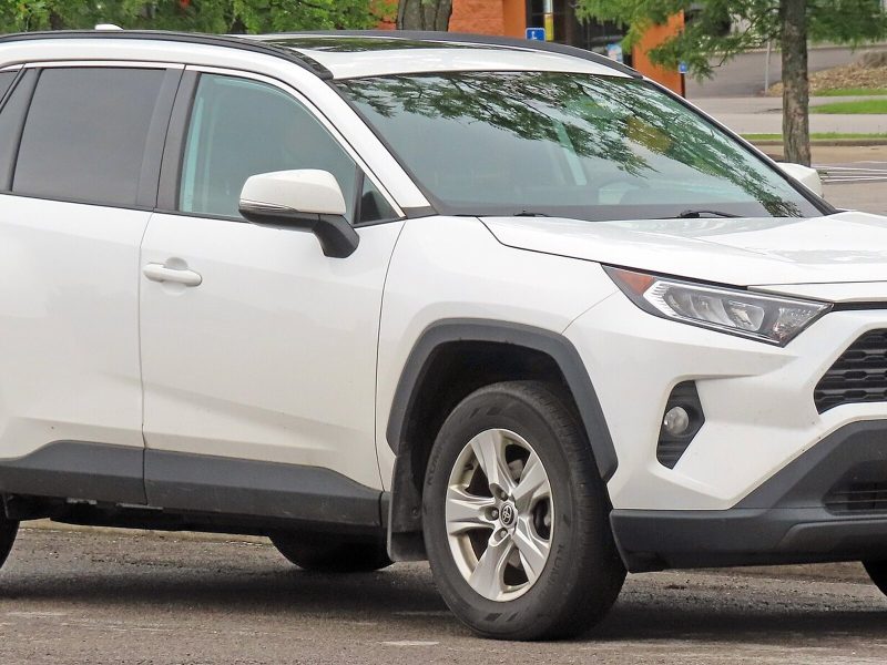 Toyota RAV4 2.0 Lujo 4x2 CVT